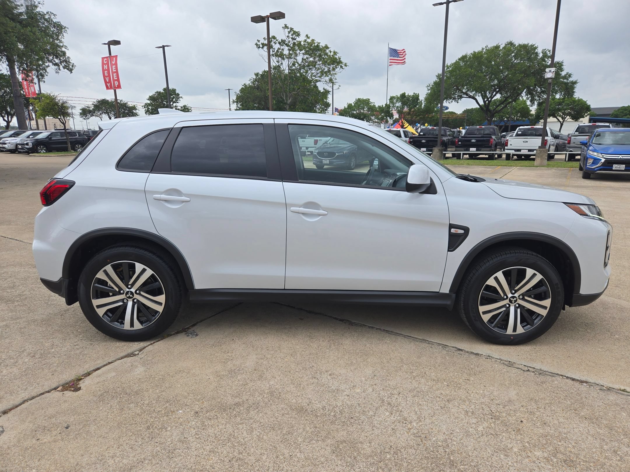 New 2026 Mitsubishi Outlander Sport ES AWD/4WD image 6