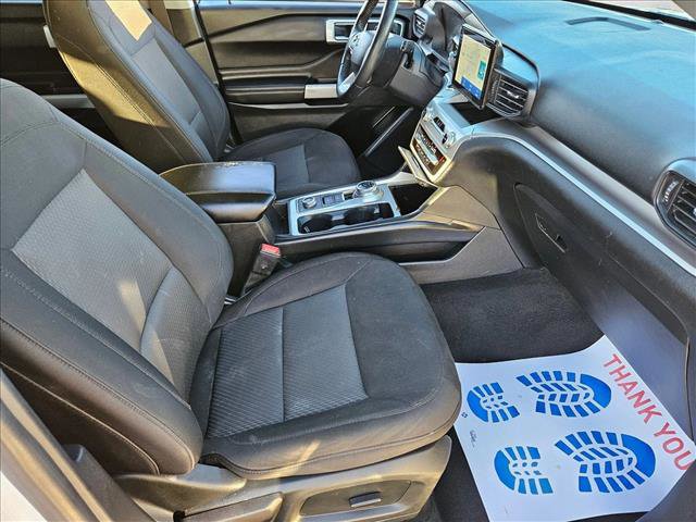 Used 2022 Ford Explorer XLT image 18