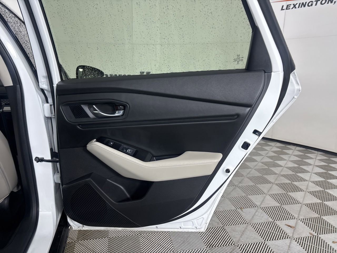 Used 2025 Honda Accord Touring image 25