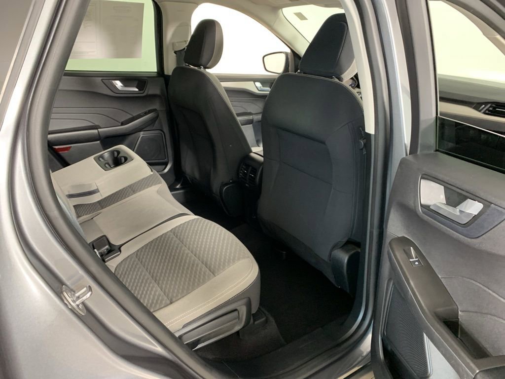 Used 2021 Ford Escape SE w/ Convenience Package image 34