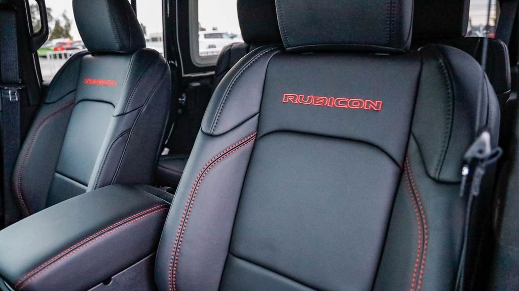 New 2025 Jeep Wrangler Unlimited Rubicon image 26