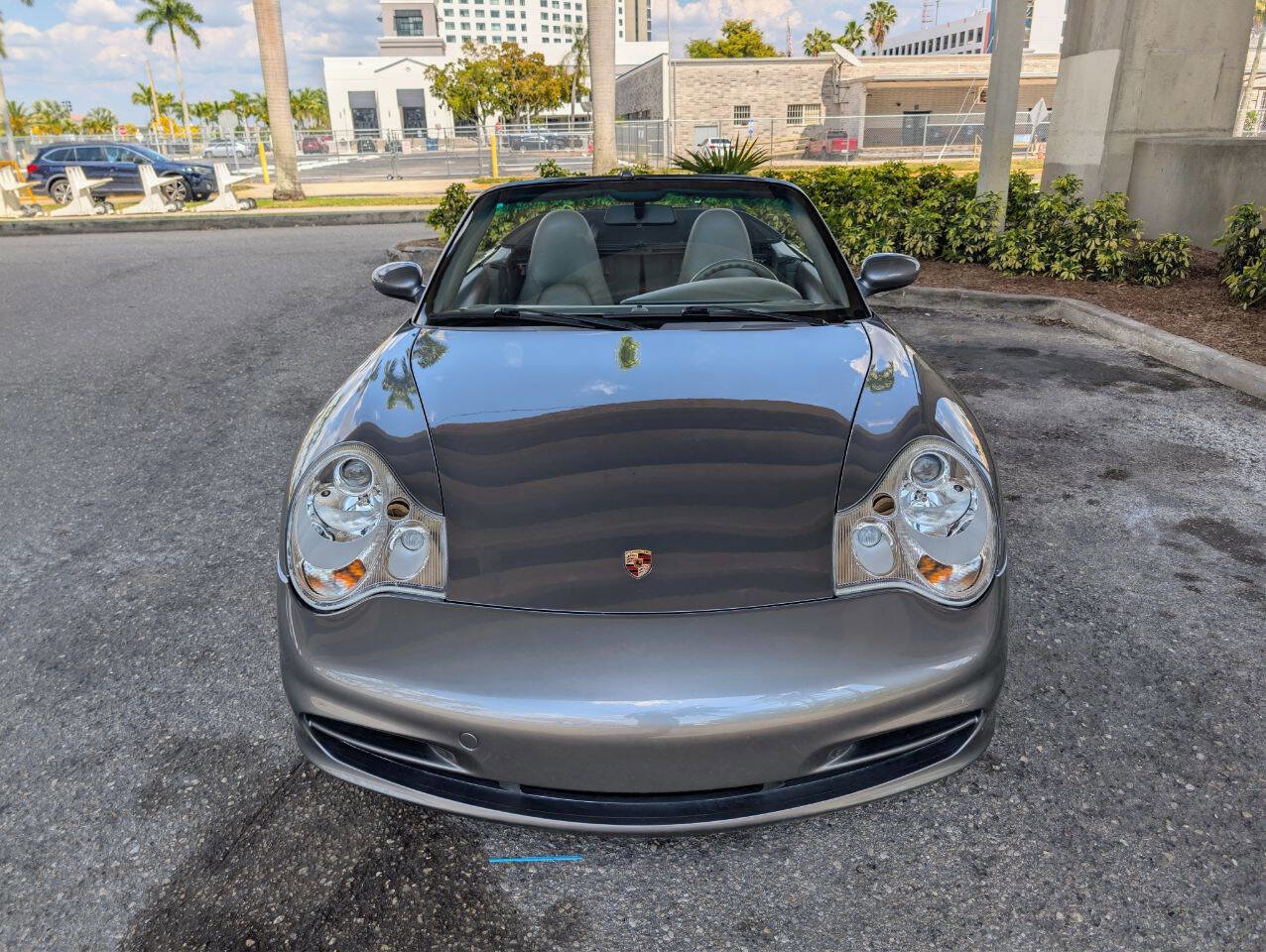 Used 2004 Porsche 911 Carrera image 3
