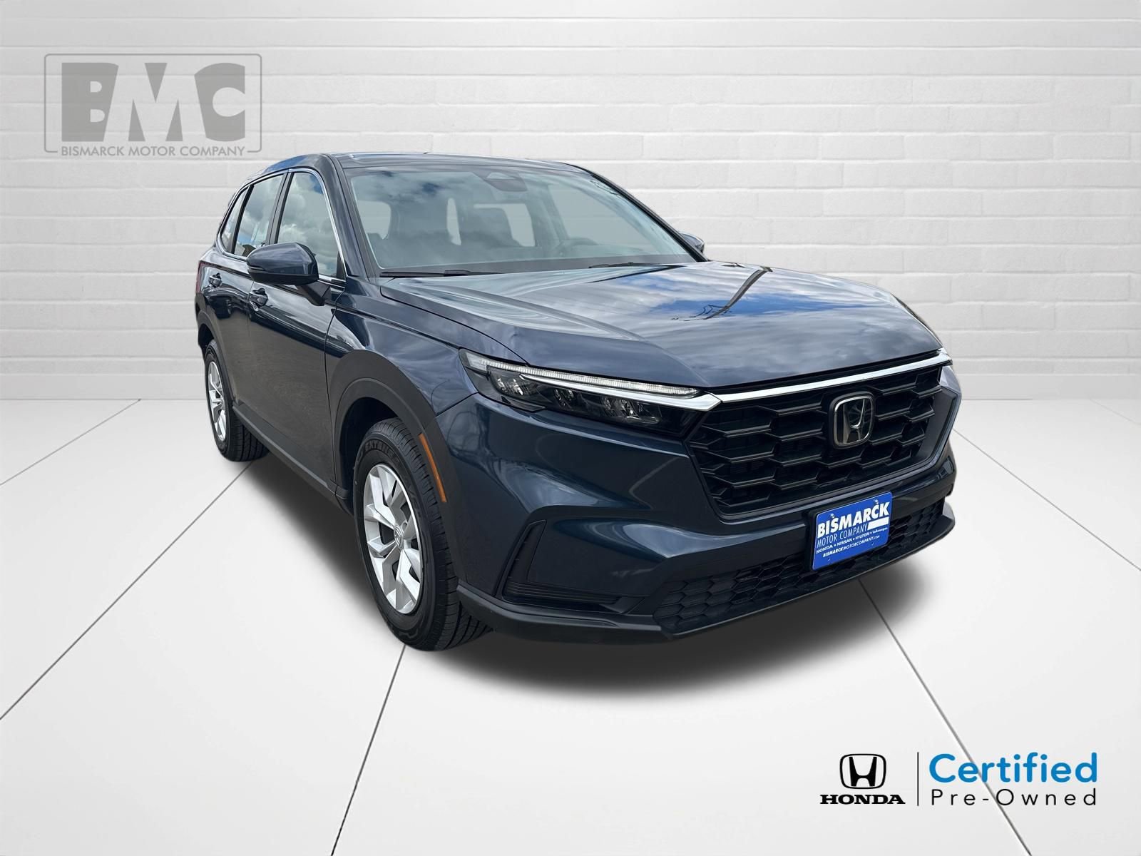 Used 2023 Honda CR-V LX image 2