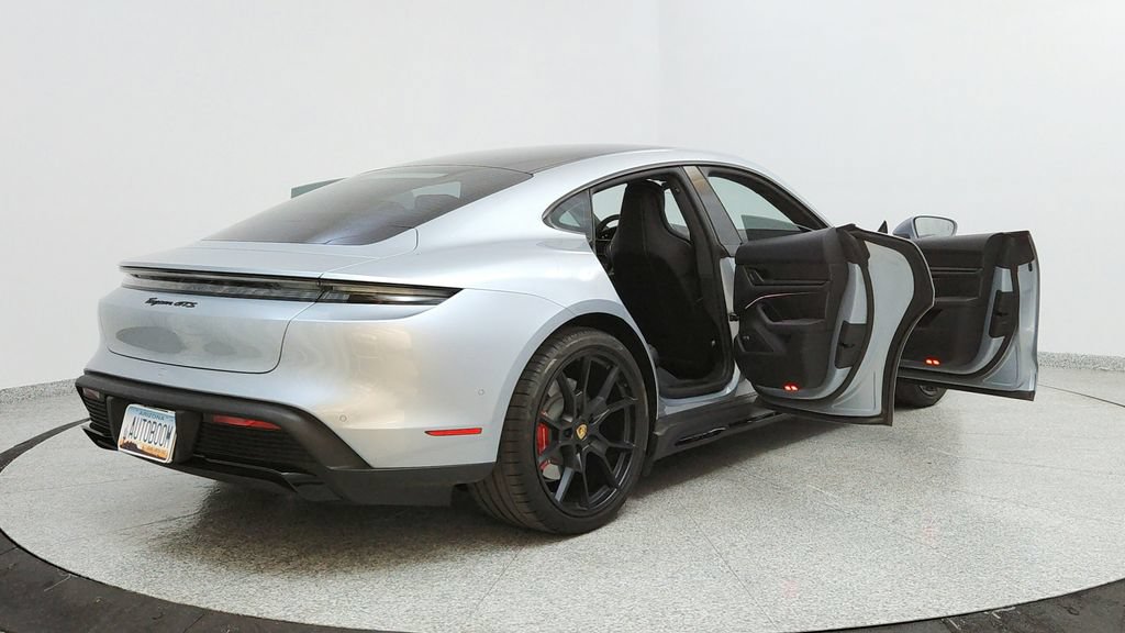 Used 2024 Porsche Taycan GTS AWD/4WD image 11