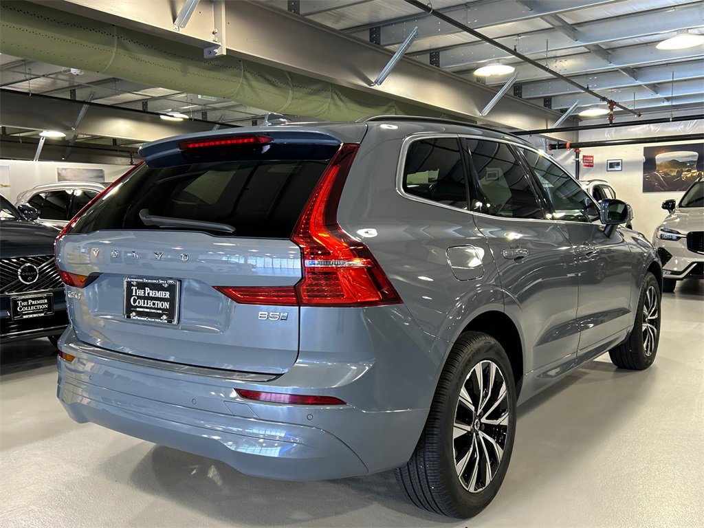 Certified 2023 Volvo XC60 B5 Core w/ Climate Package image 2