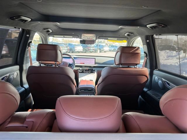 Certified 2025 Genesis GV80 3.5T Prestige image 13