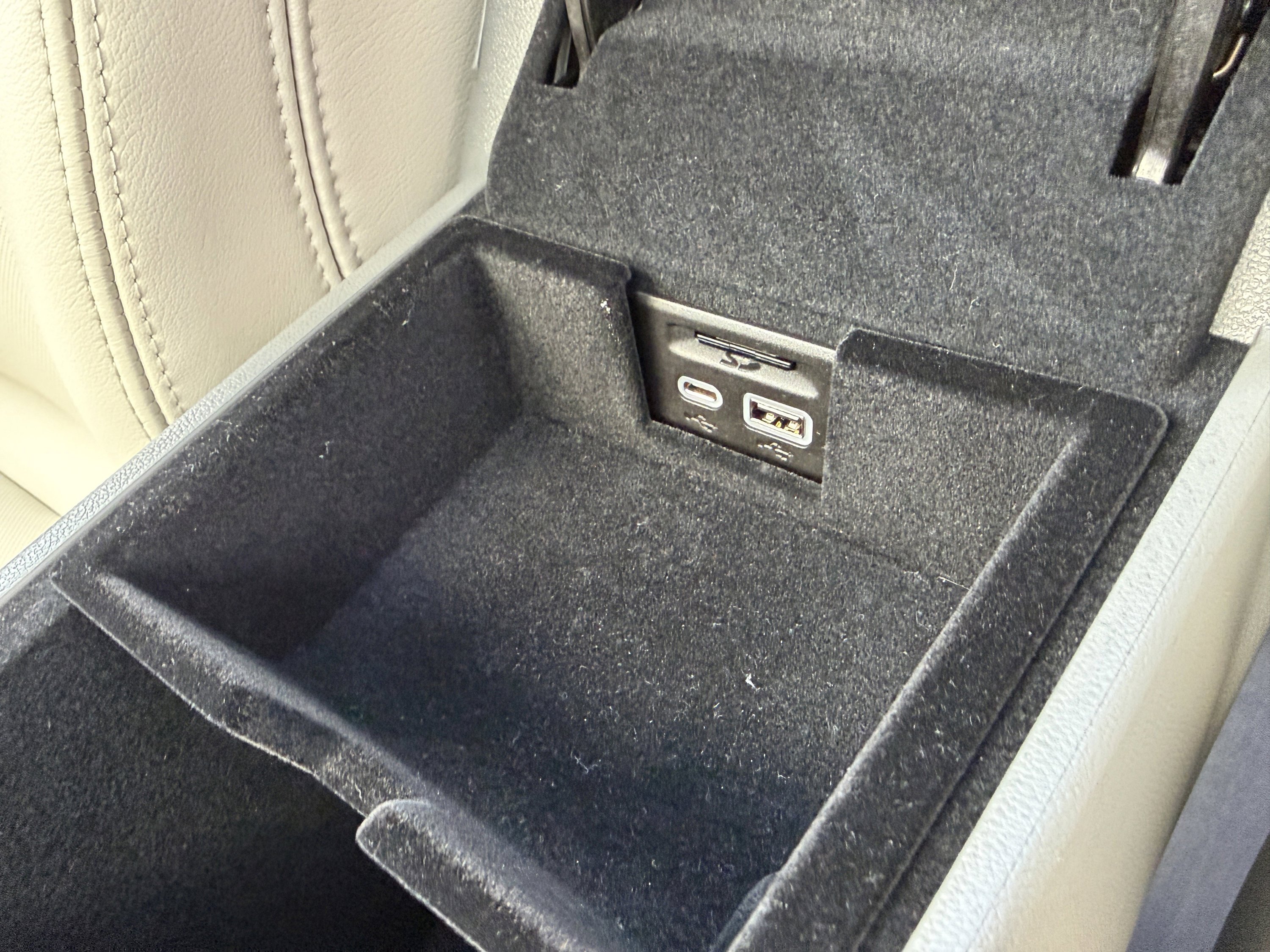 Used 2025 Cadillac XT5 Premium Luxury image 31