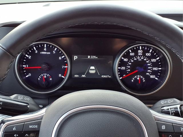 Used 2024 Kia Carnival LX image 15