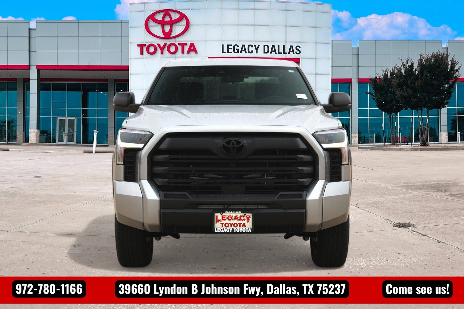 Used 2025 Toyota Tundra SR5 image 4