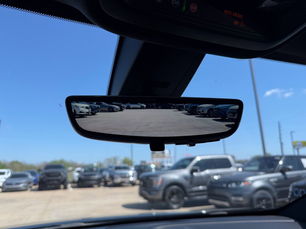 Used 2024 Chevrolet Traverse High Country image 24