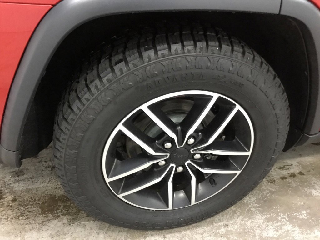 Used 2021 Jeep Grand Cherokee Trailhawk AWD/4WD image 19