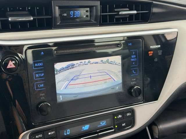 Used 2017 Toyota Corolla LE w/ Carpet Mat Package (TMS) FWD image 16
