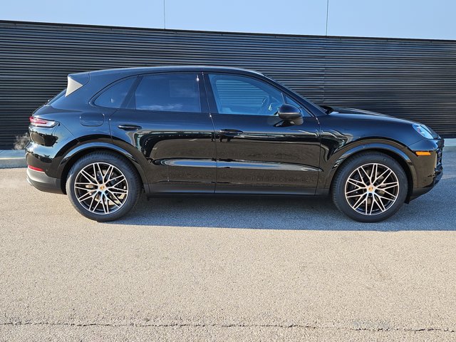 New 2026 Porsche Cayenne AWD/4WD image 6