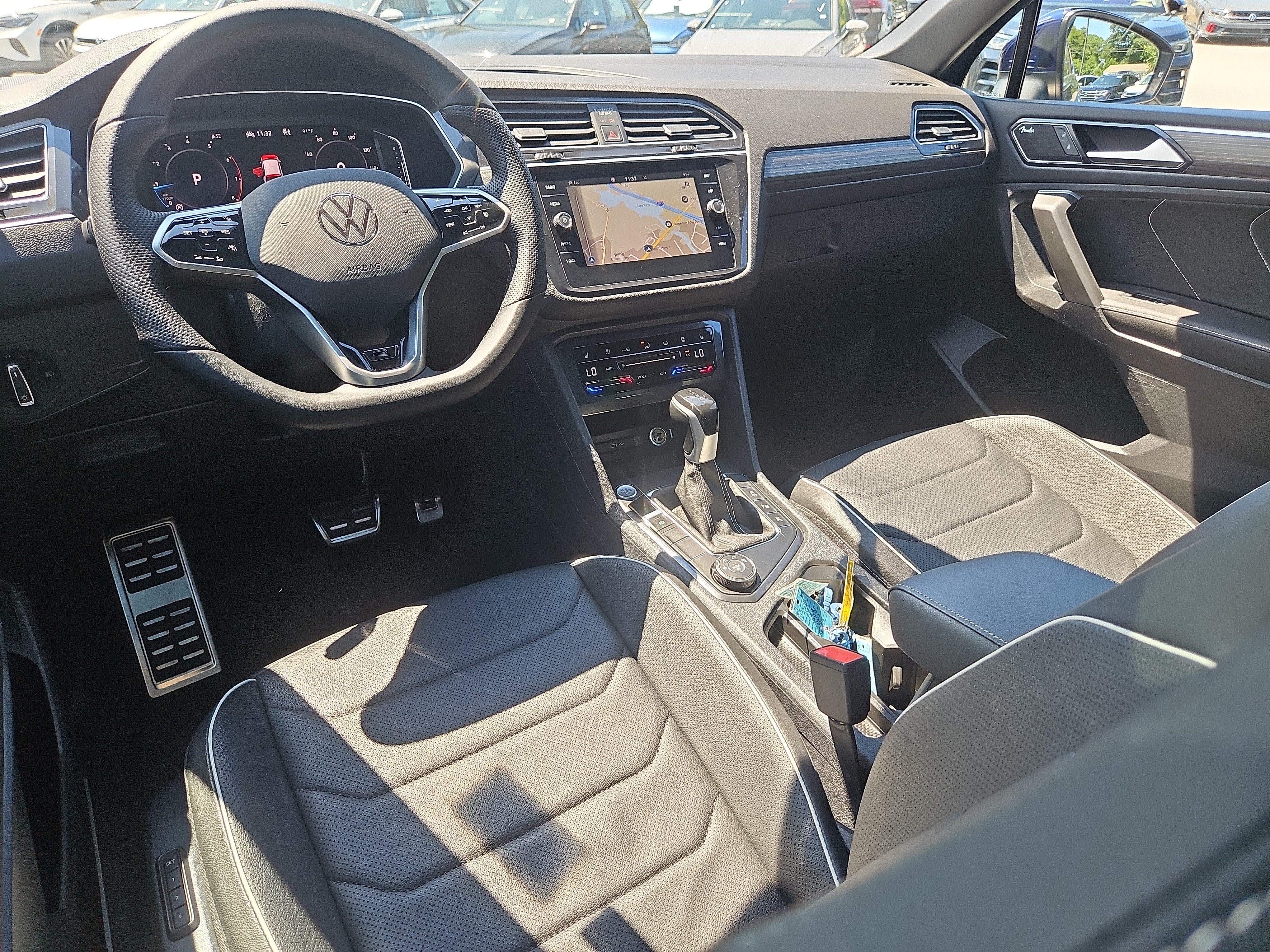 Certified 2023 Volkswagen Tiguan SEL R-Line AWD/4WD image 4