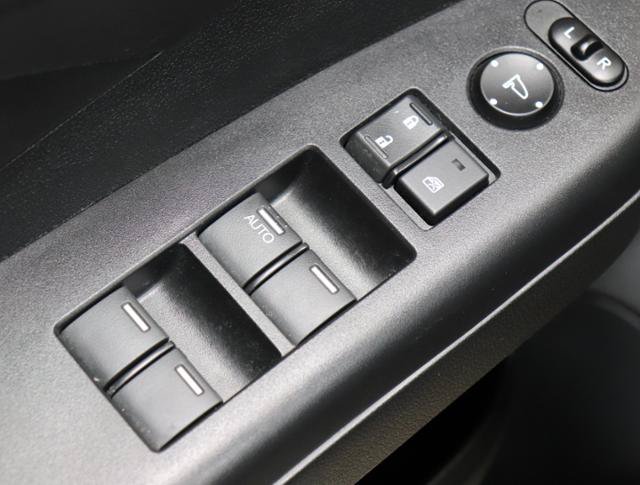 Used 2016 Honda CR-V LX image 13