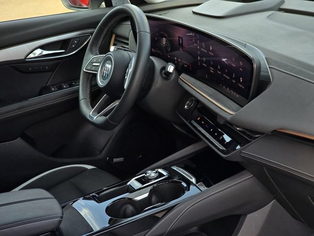 Used 2025 Buick Envision Sport Touring AWD/4WD image 11