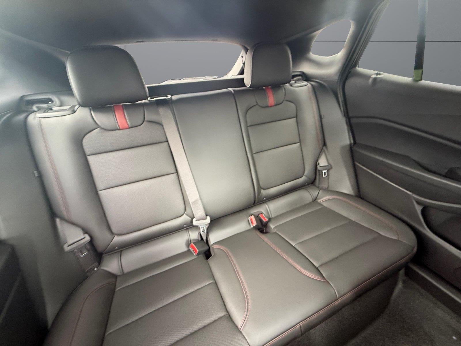 New 2026 Chevrolet Trax RS w/ Sunroof Package FWD image 18