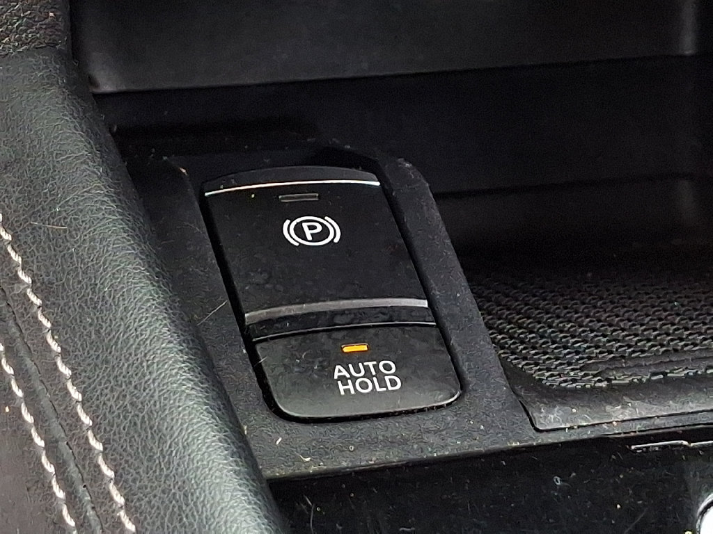 Used 2023 Nissan Kicks SV w/ Interior Electronics Package FWD image 23