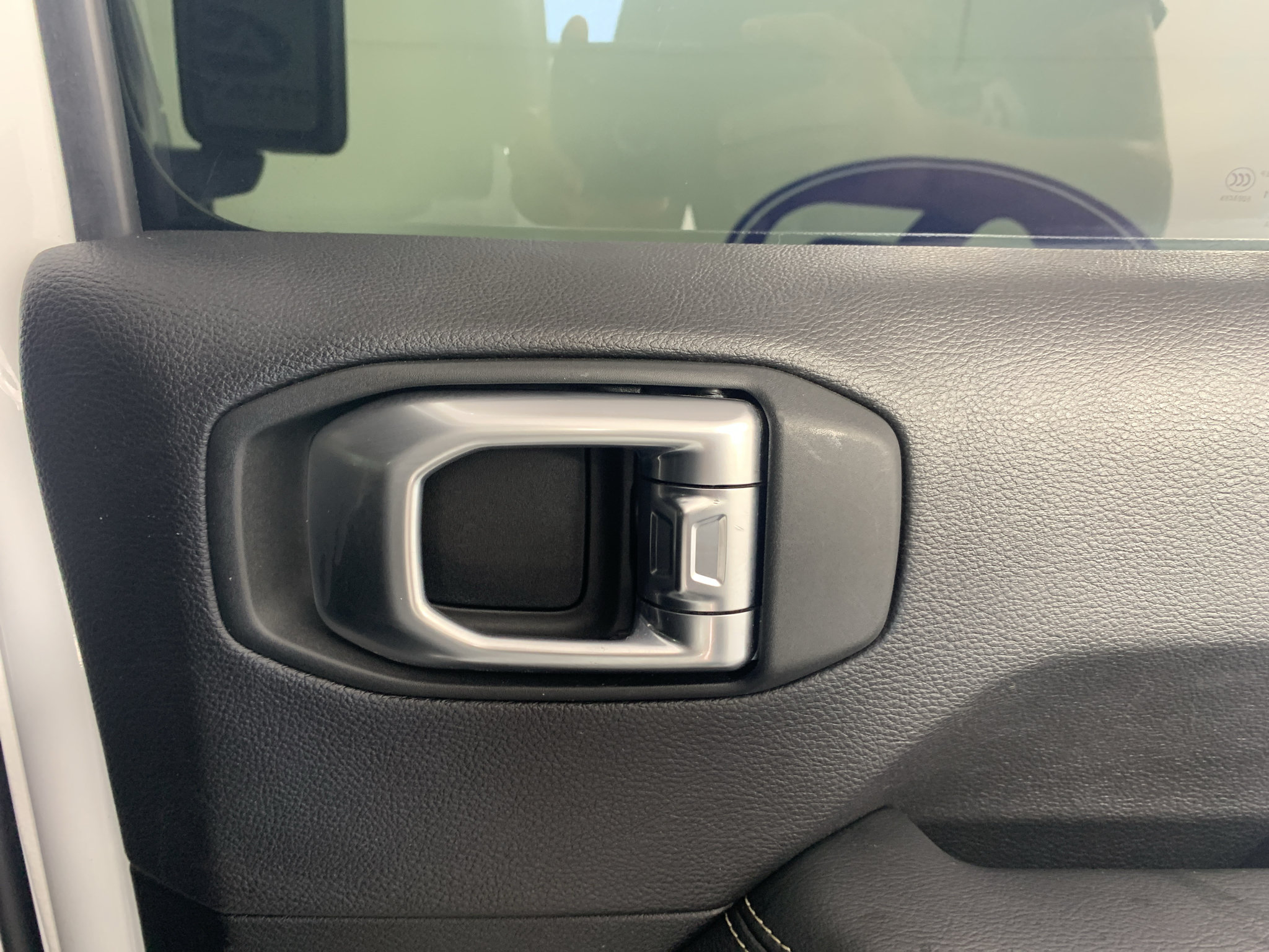 Used 2020 Jeep Gladiator Overland AWD/4WD image 33