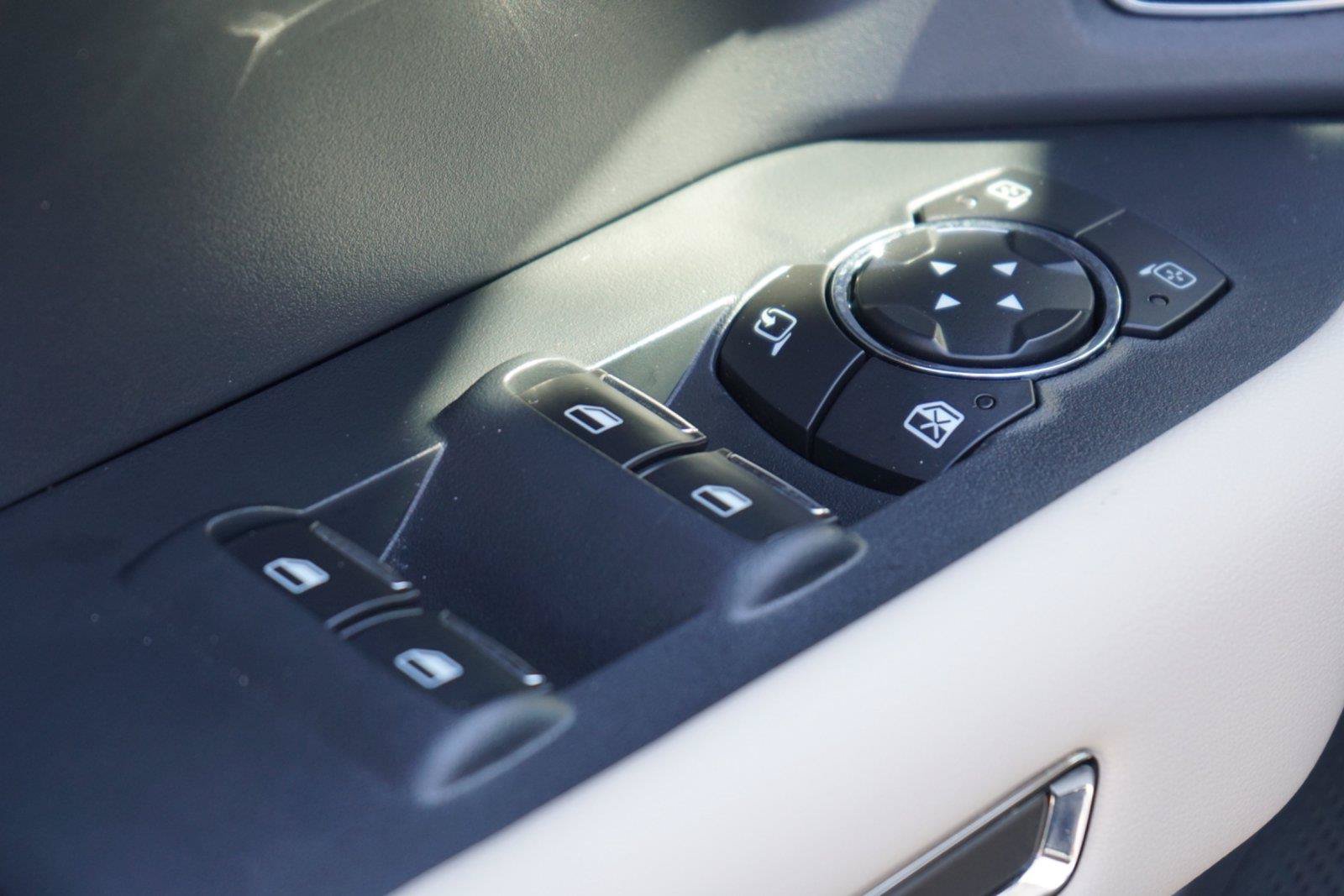 Used 2024 Ford Expedition Platinum RWD image 19