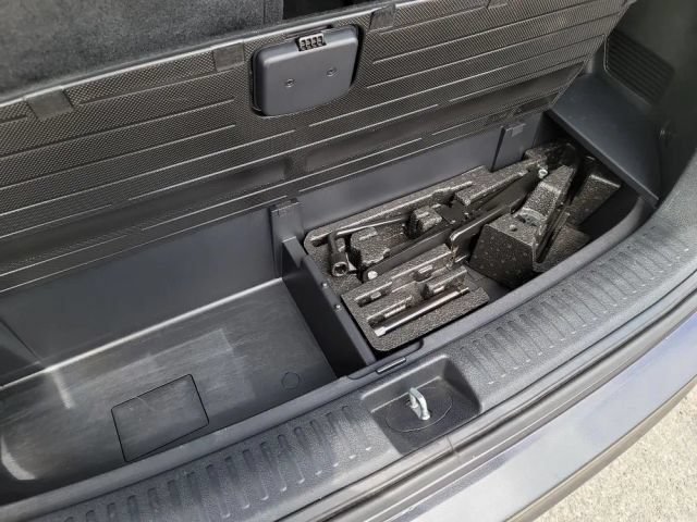Used 2019 Kia Sorento AWD V6 image 35