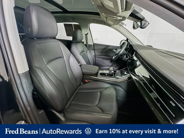 Used 2023 Audi Q7 2.0T Premium w/ Convenience Package AWD/4WD image 35
