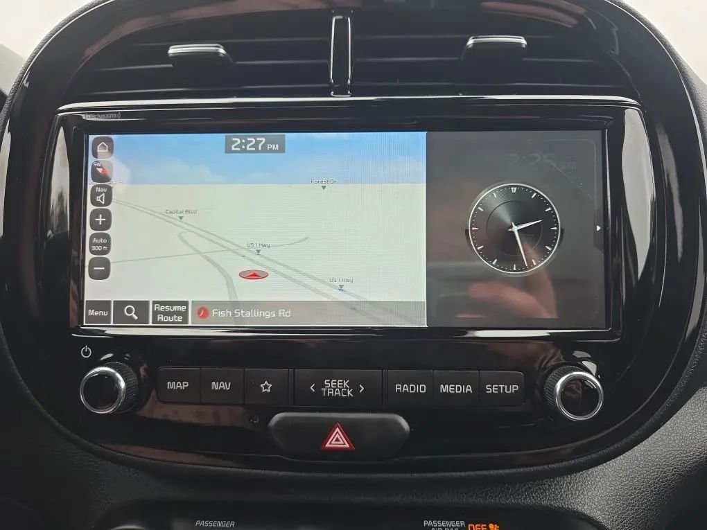 Used 2022 Kia Soul S image 25