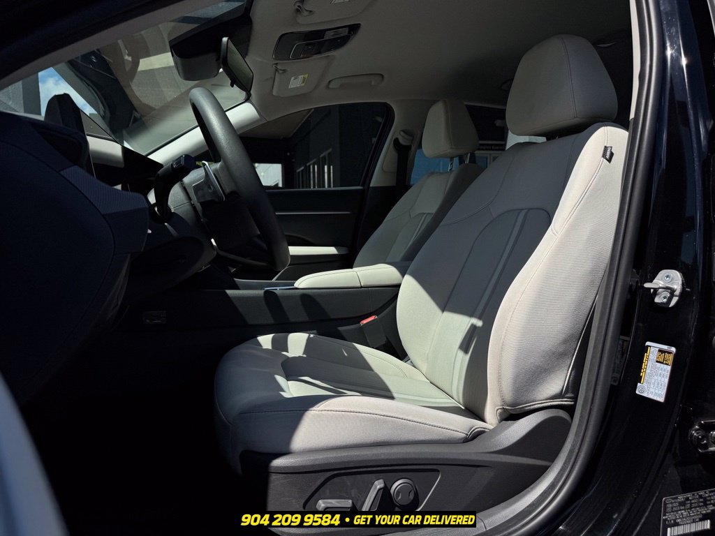 Used 2025 Hyundai Sonata SEL FWD image 24