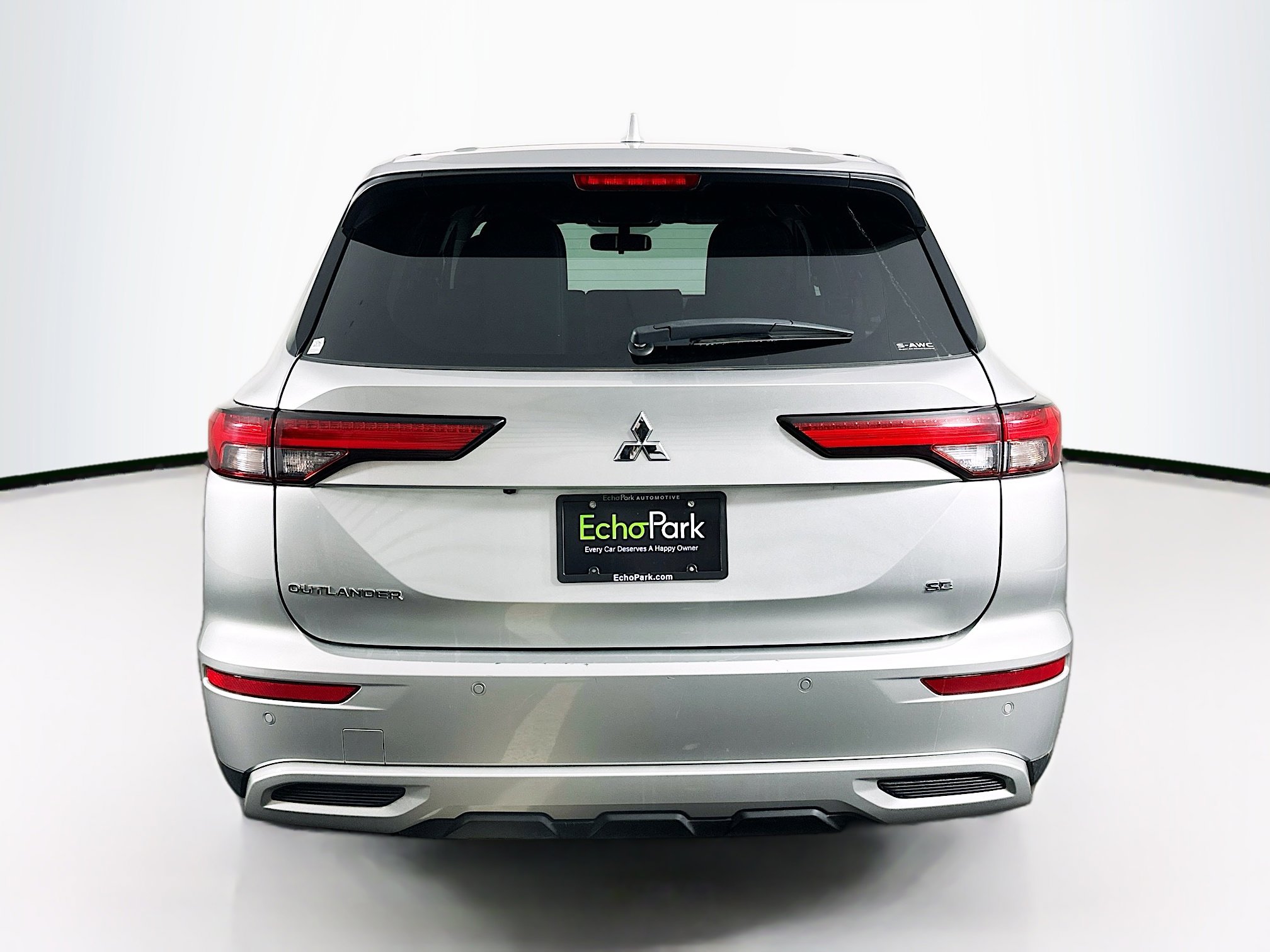 Used 2024 Mitsubishi Outlander SE image 7