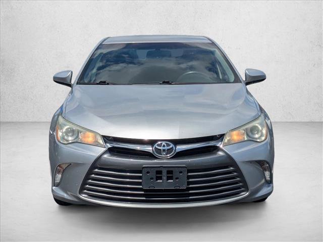 Used 2017 Toyota Camry LE image 2