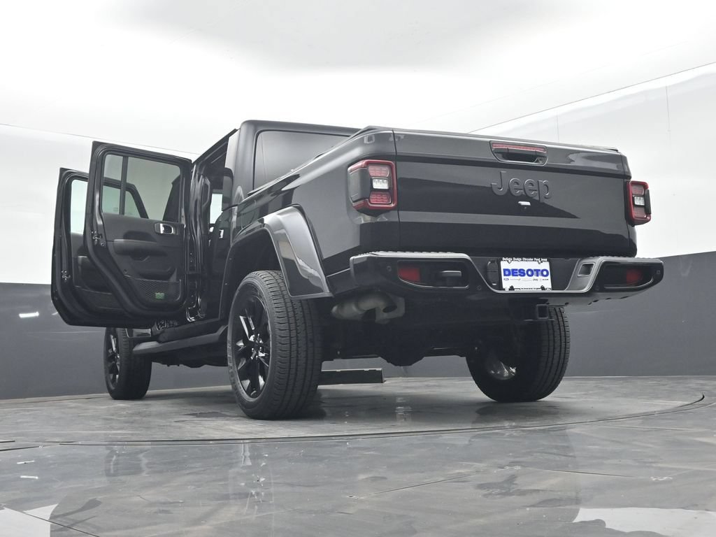 Used 2022 Jeep Gladiator Overland AWD/4WD image 74