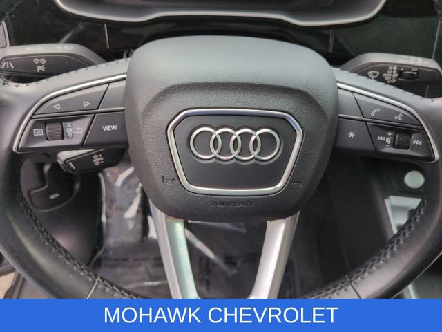 Used 2020 Audi Q3 2.0T Premium w/ Convenience Package AWD/4WD image 11