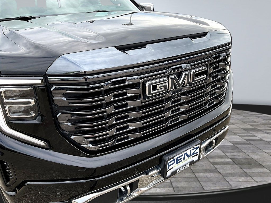 Used 2023 GMC Sierra 1500 Denali Ultimate AWD/4WD image 35