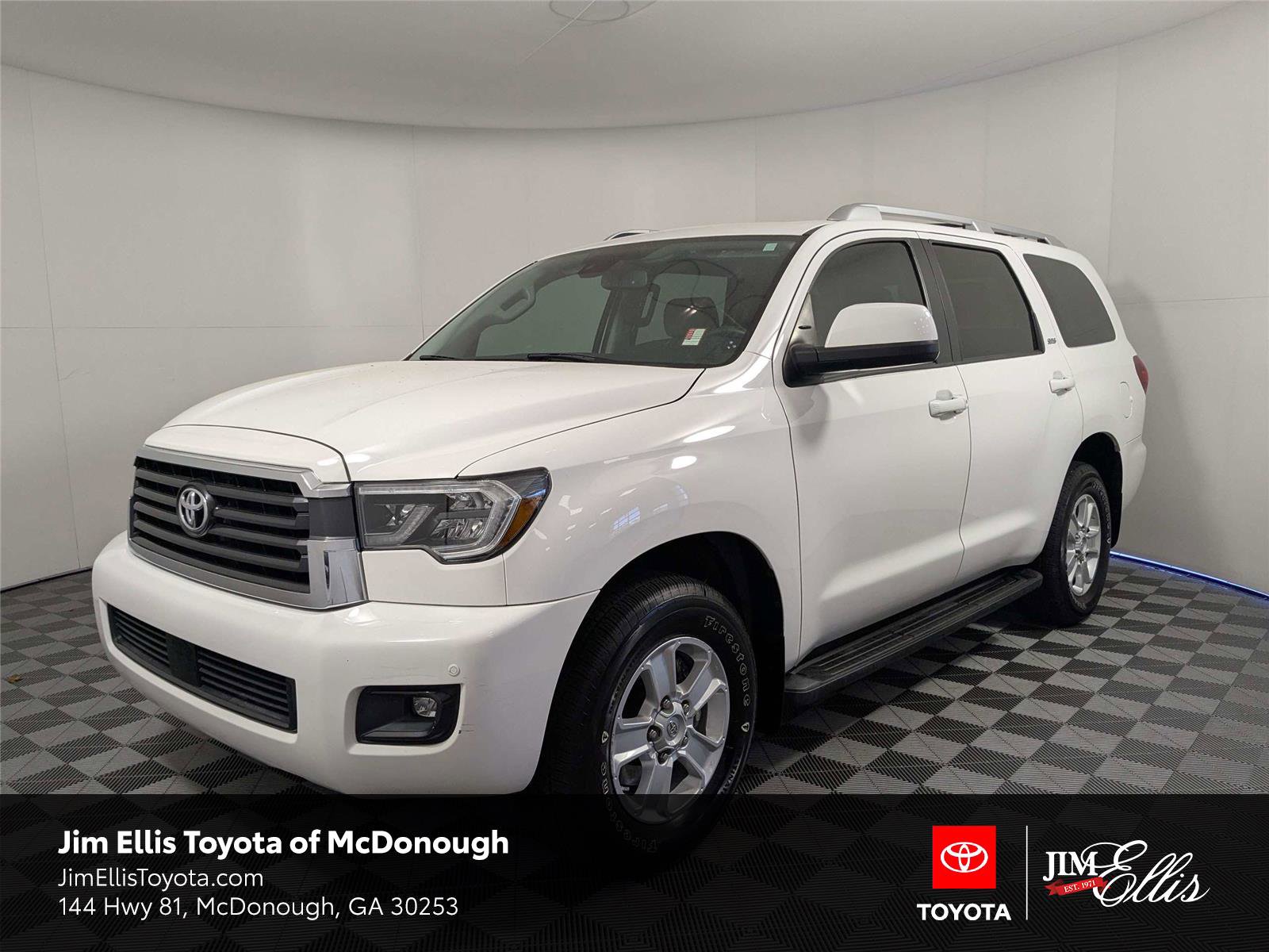 Used 2021 Toyota Sequoia SR5 w/ Premium Package image 1