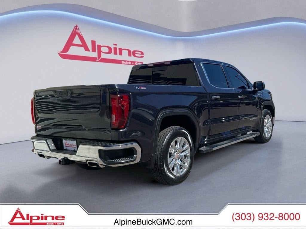 Used 2023 GMC Sierra 1500 SLT w/ SLT Premium Package AWD/4WD image 5