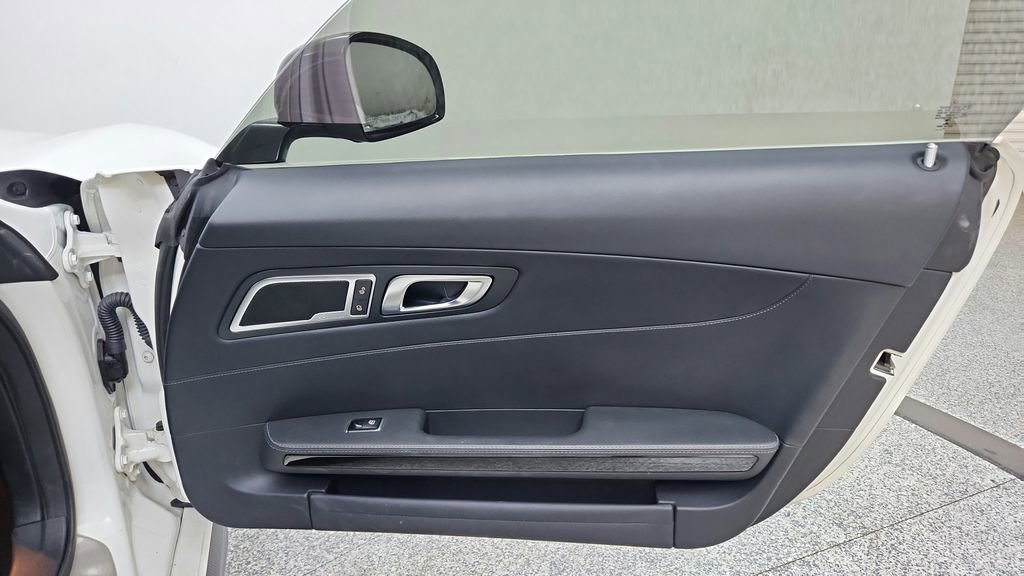 Used 2017 Mercedes-Benz AMG GT Coupe image 24