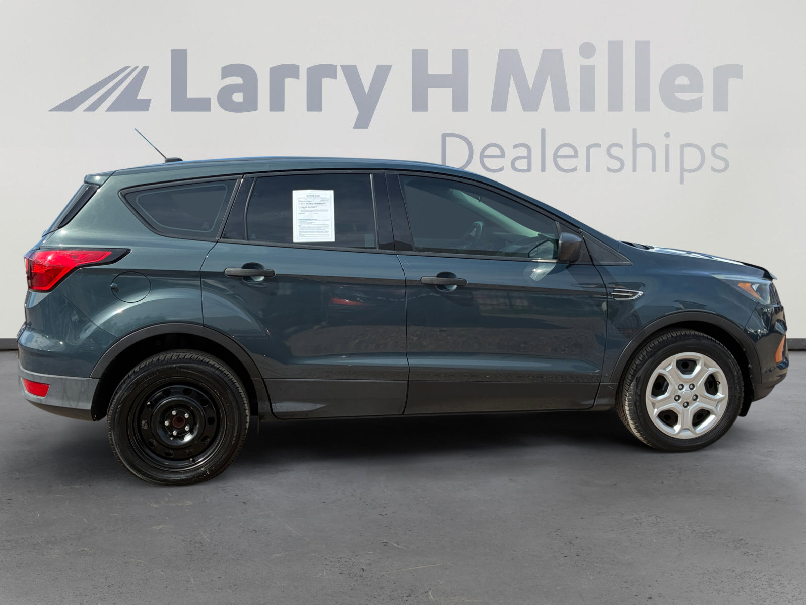 Used 2018 Ford Escape SE image 6