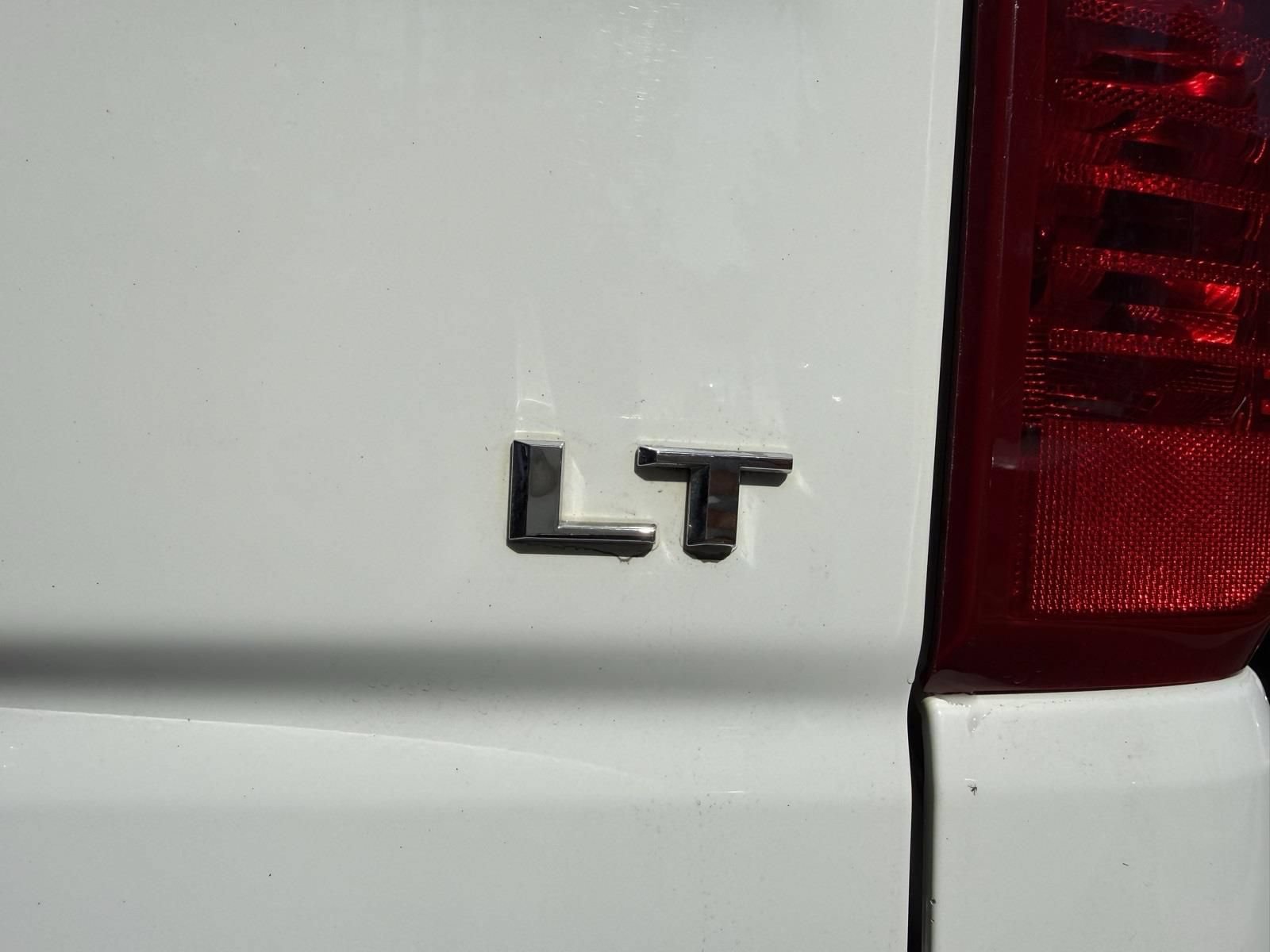 Used 2021 Chevrolet Silverado 1500 LT AWD/4WD image 12