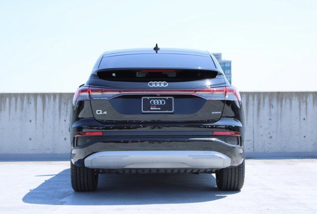 Used 2022 Audi Q4 e-tron Premium Plus AWD/4WD image 6