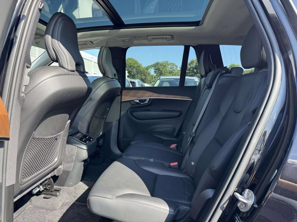 Certified 2023 Volvo XC90 B6 Core w/ Climate Package AWD/4WD image 9