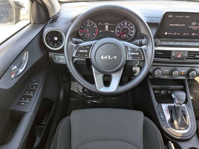 Used 2023 Kia Forte LXS image 10