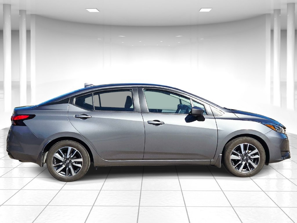 Used 2025 Nissan Versa SV w/ Trunk Package FWD image 2