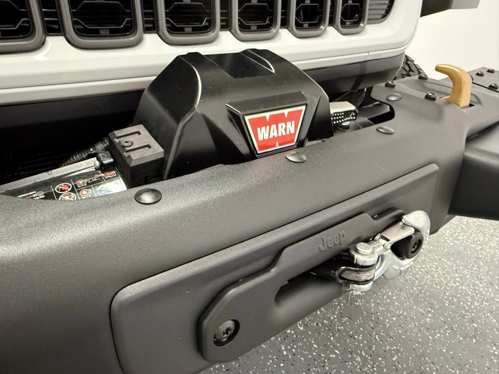 Used 2025 Jeep Wrangler Unlimited Rubicon 392 image 20