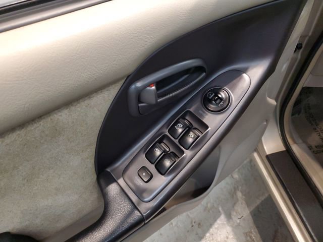 Used 2003 Hyundai Elantra GLS image 12