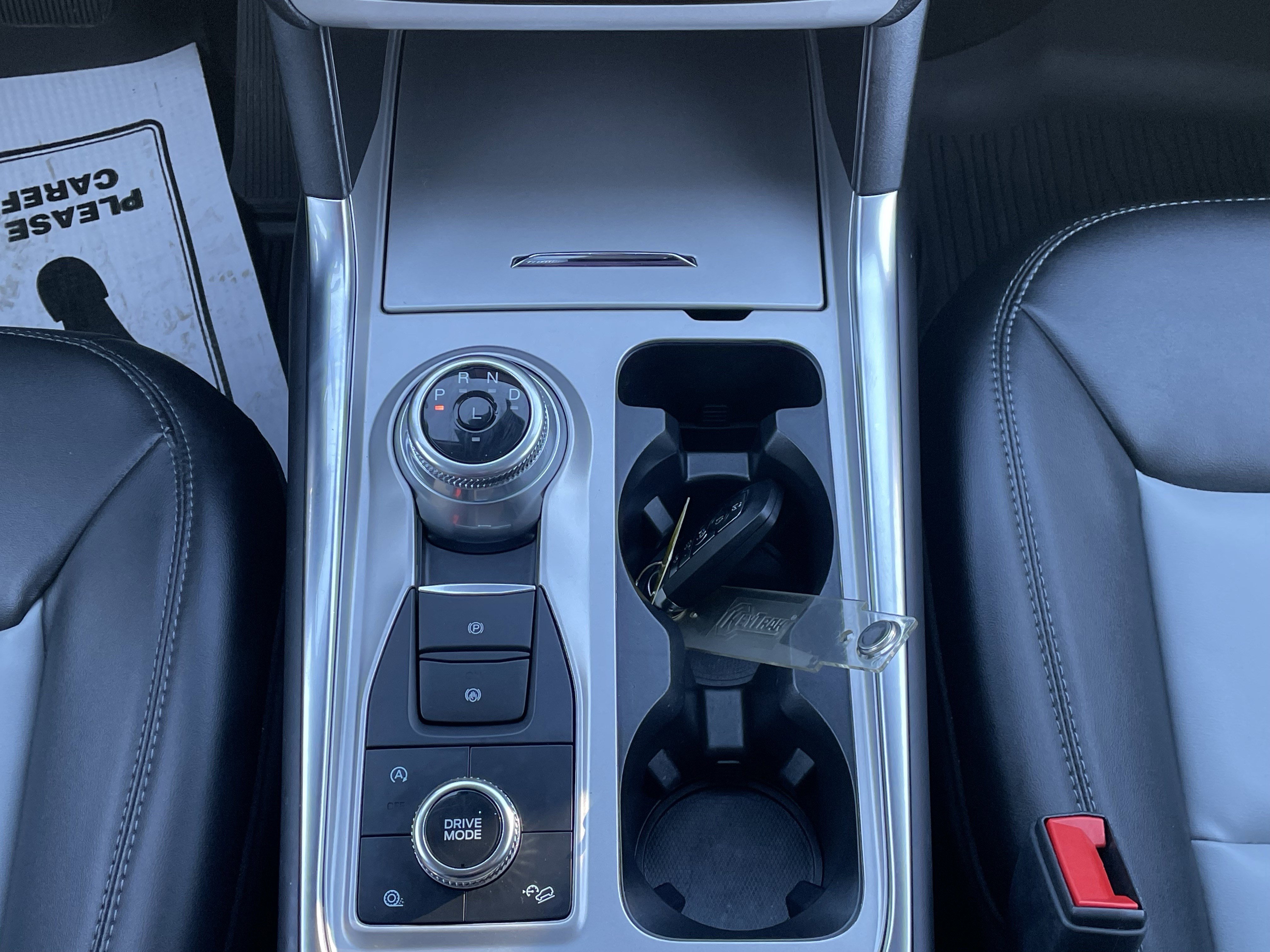 Used 2023 Ford Explorer XLT w/ Equipment Group 202A image 24