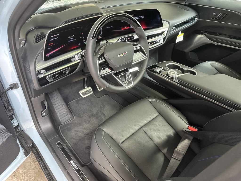 New 2026 Cadillac Lyriq V image 12