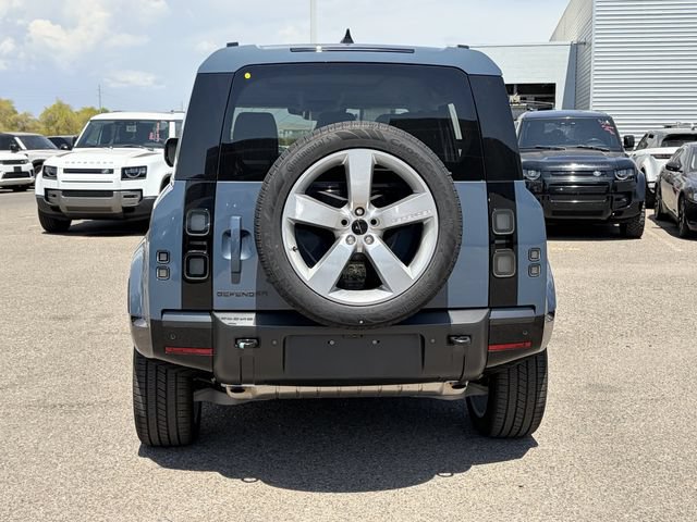 New 2026 Land Rover Defender 110 X-Dynamic SE AWD/4WD image 19