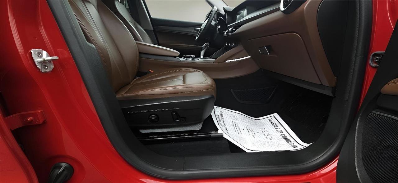 Used 2018 Alfa Romeo Stelvio Ti AWD/4WD image 44