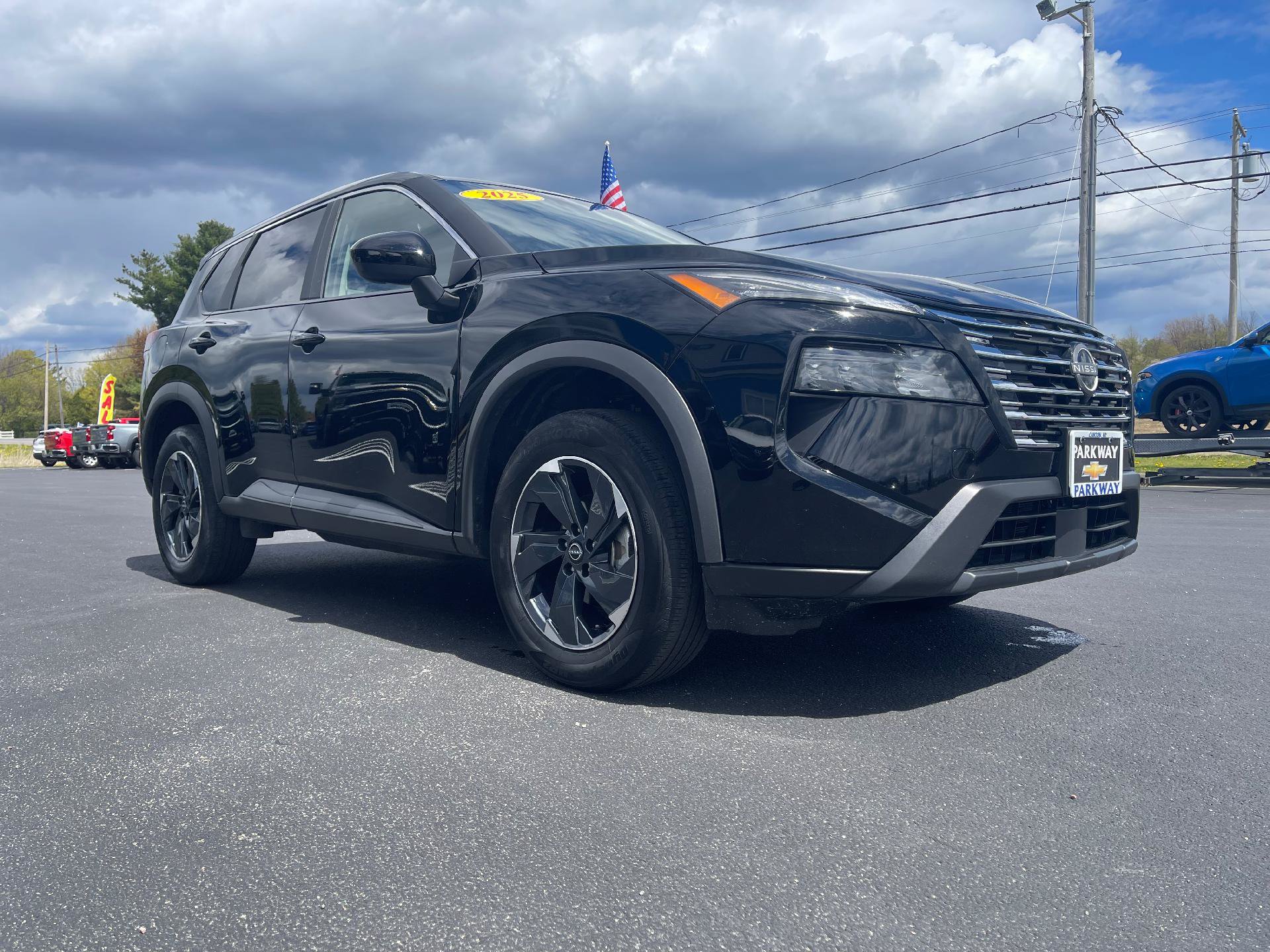 Used 2025 Nissan Rogue SV