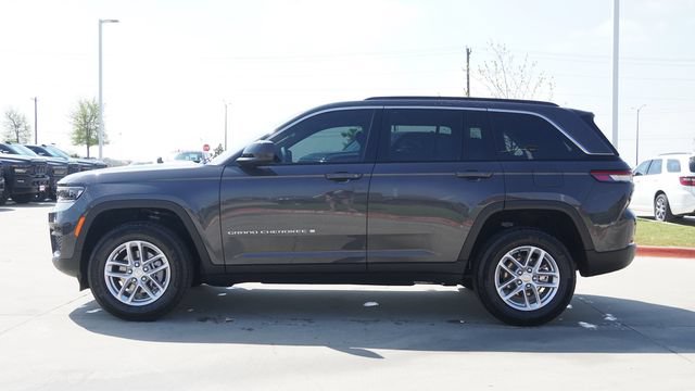 New 2026 Jeep Grand Cherokee Laredo X RWD image 6